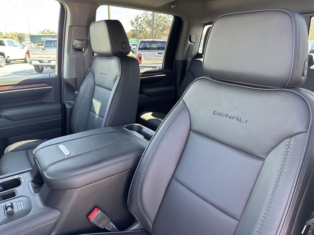 New 2026 GMC Sierra 2500 Denali w/ Denali Reserve Package image 30