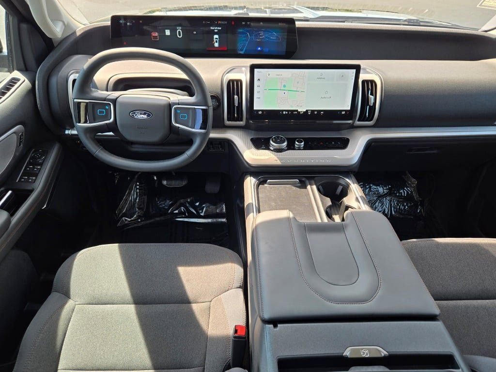New 2025 Ford Expedition Max Active AWD/4WD image 22