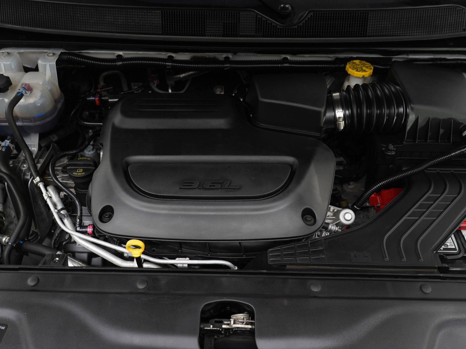 Used 2024 Chrysler Pacifica Touring-L image 29