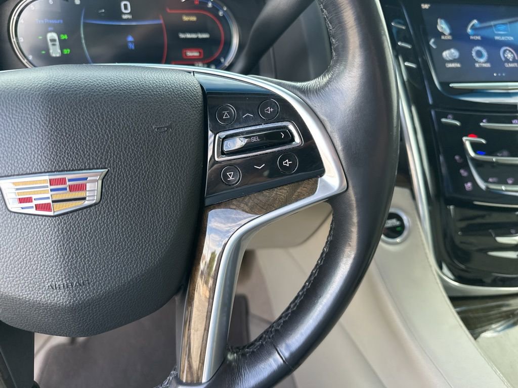 Used 2019 Cadillac Escalade ESV Premium Luxury AWD/4WD image 19
