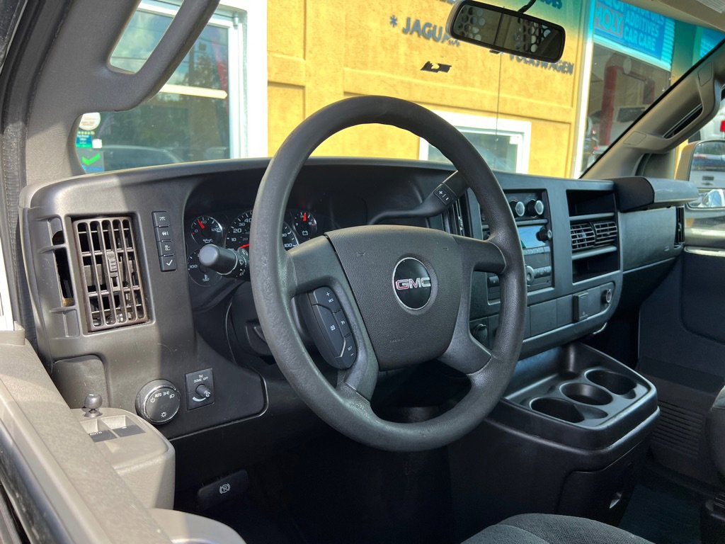 Used 2021 GMC Savana 2500 w/ Driver Convenience Package image 12