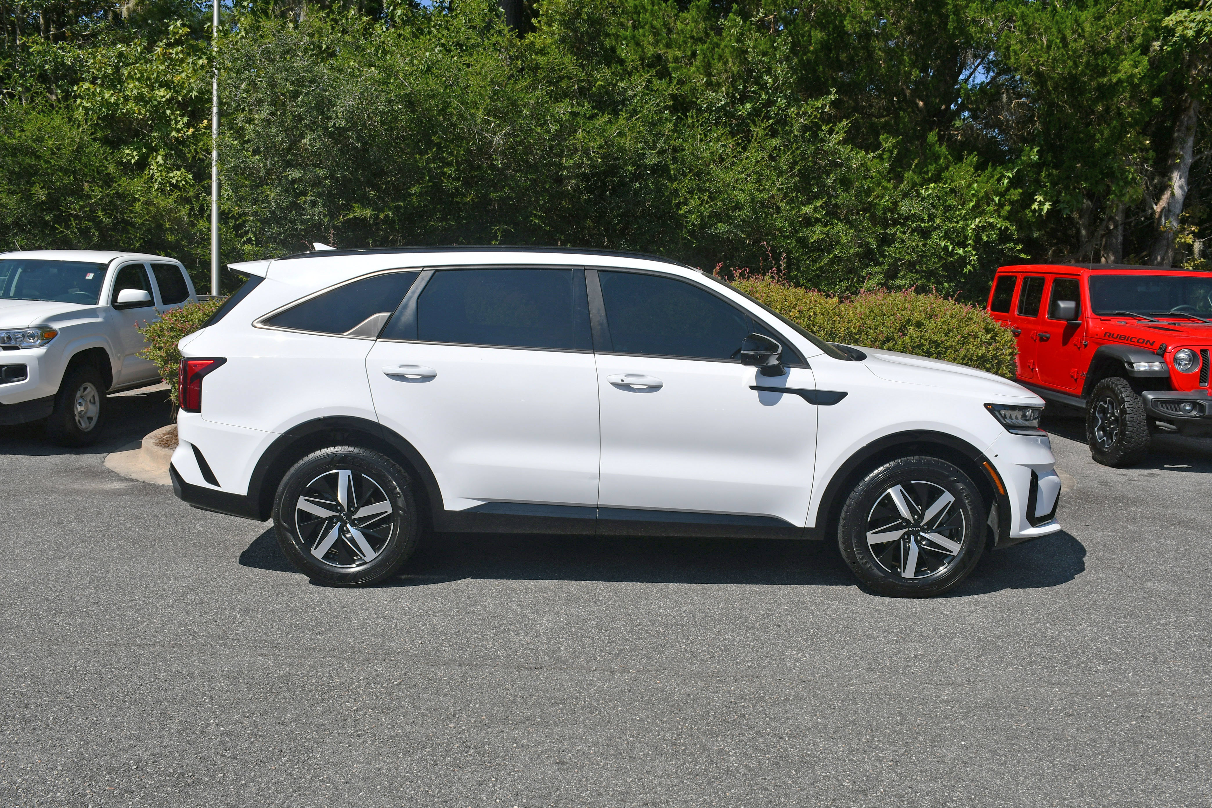 Used 2022 Kia Sorento EX FWD image 5