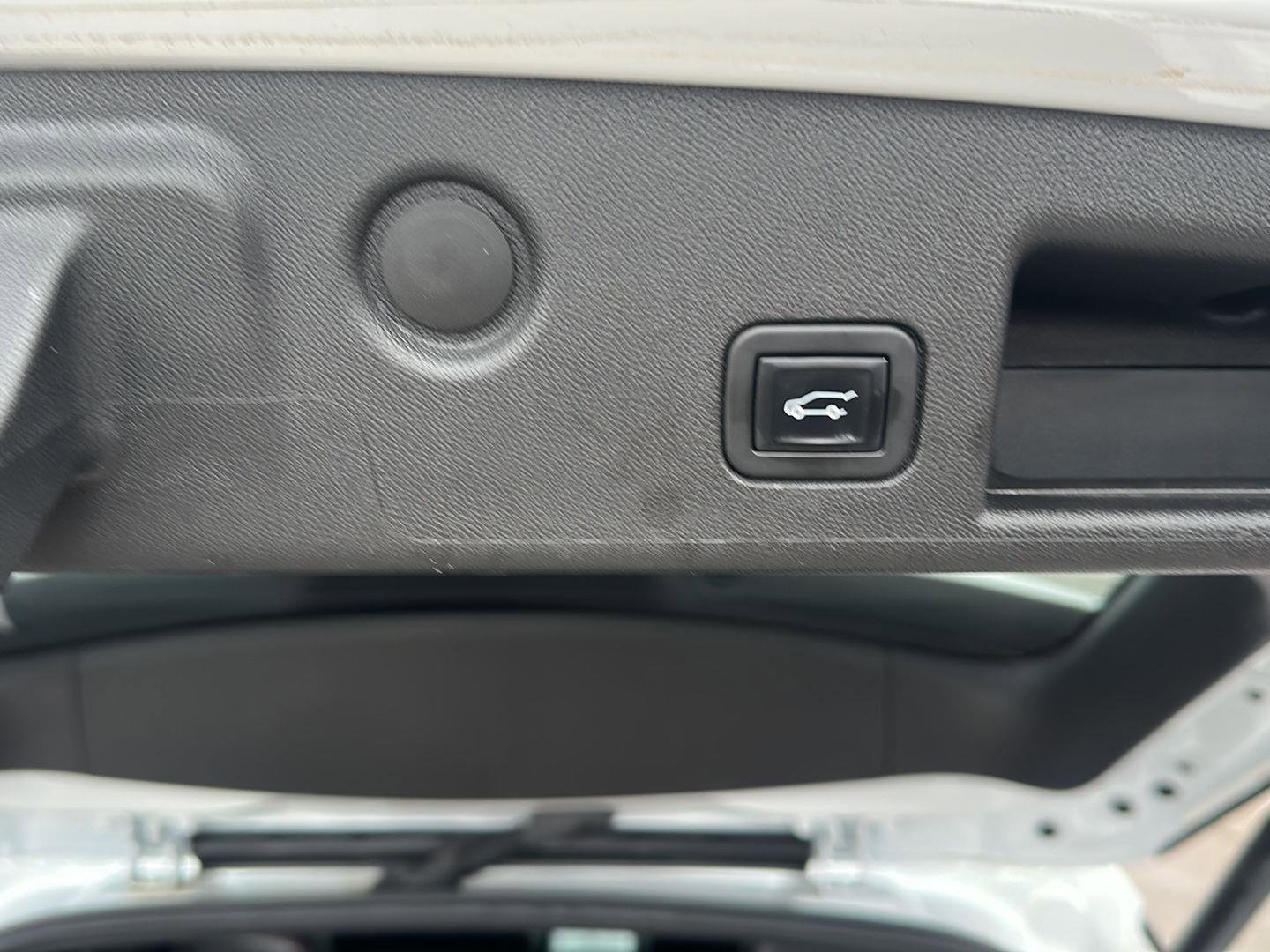 Certified 2022 Chevrolet Equinox RS image 10