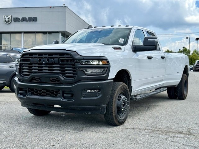 New 2026 RAM 3500 Tradesman image 2