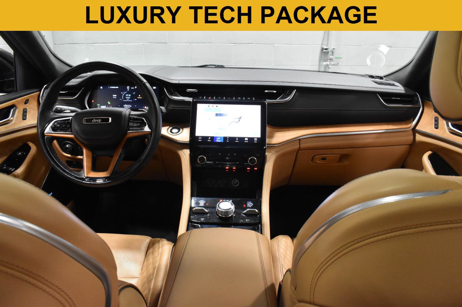 Used 2021 Jeep Grand Cherokee L Summit AWD/4WD image 2