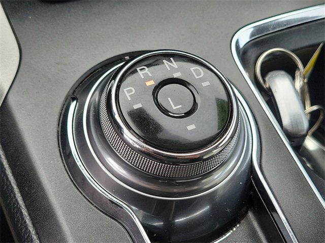 Used 2019 Ford Fusion SE image 16