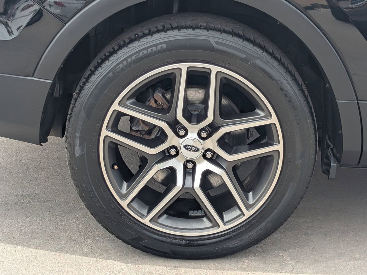 Used 2017 Ford Explorer Sport w/ Equipment Group 401A image 7