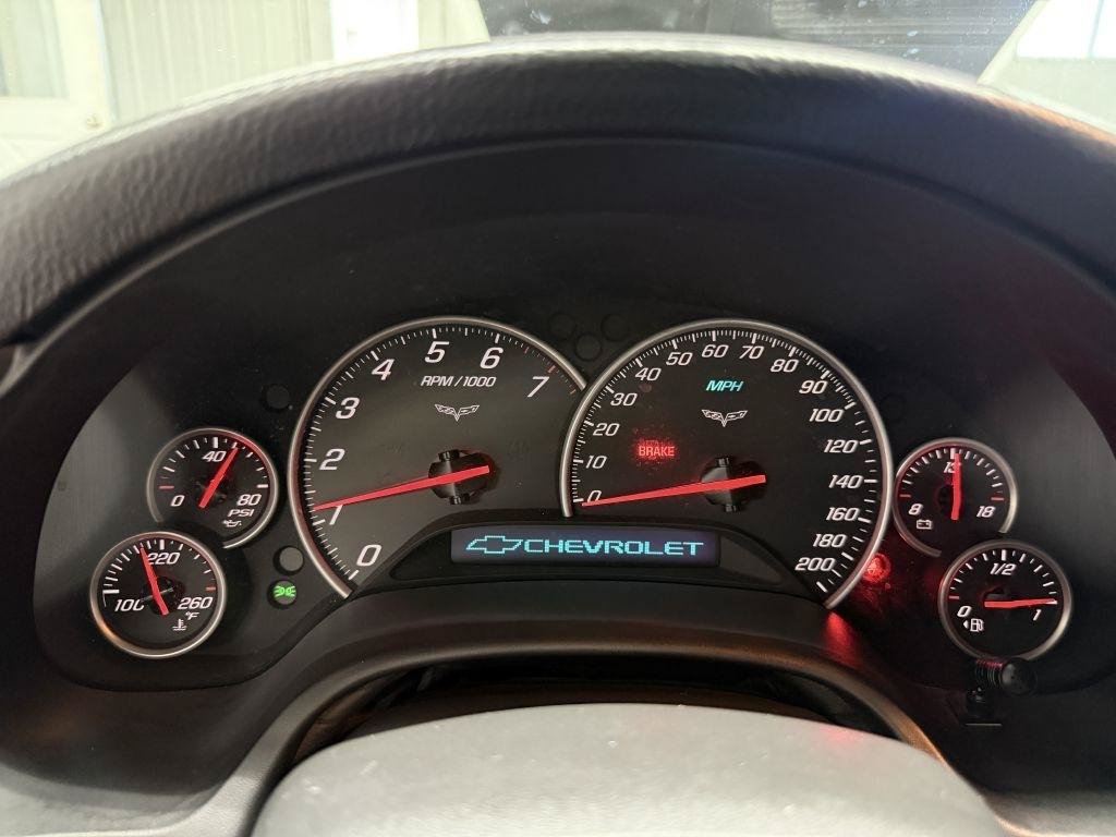 Used 2011 Chevrolet Corvette Grand Sport w/ Preferred Equipment Group RWD image 24