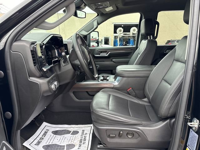 Used 2024 GMC Sierra 2500 SLT w/ SLT Convenience Package AWD/4WD image 8