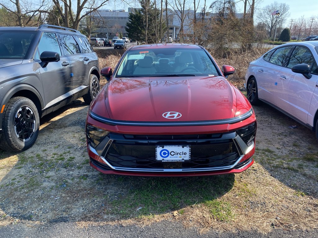 New 2026 Hyundai Sonata SEL FWD image 2