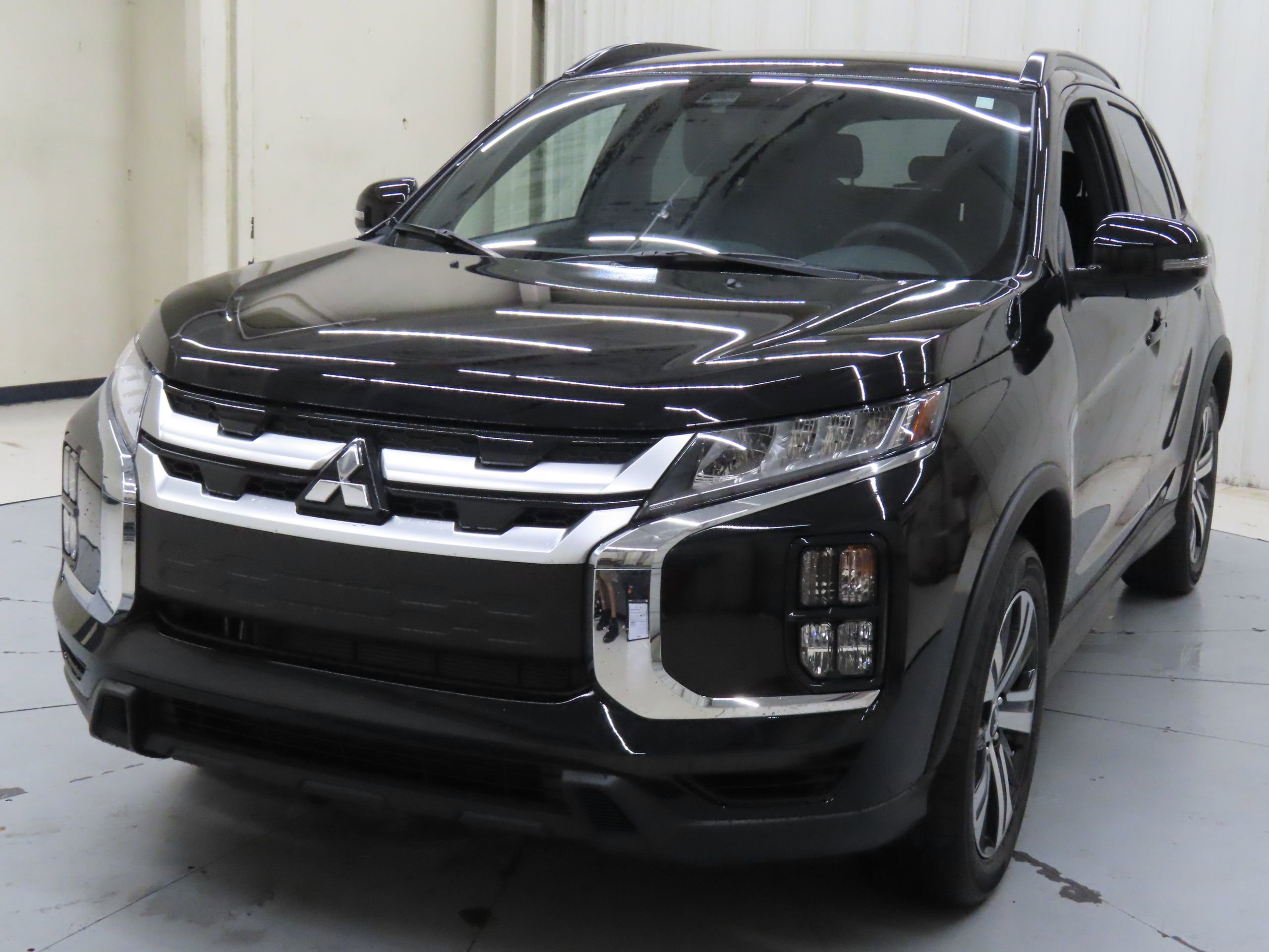 New 2025 Mitsubishi Outlander Sport SEL AWD/4WD image 7