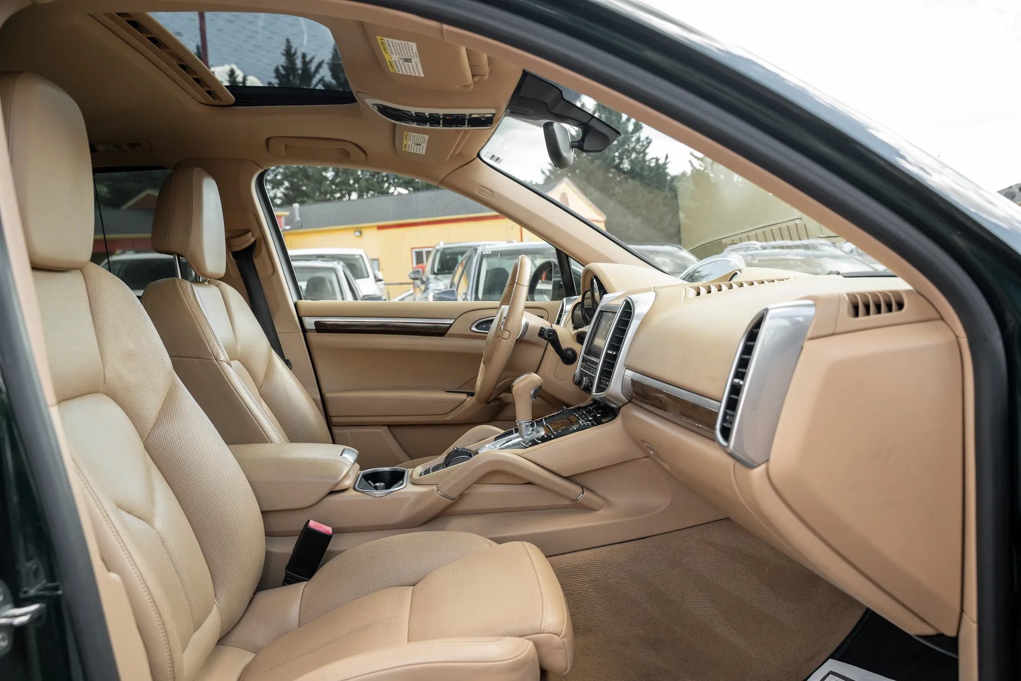 Used 2014 Porsche Cayenne Diesel AWD/4WD image 15