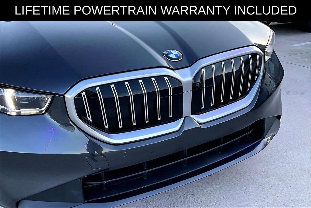 Used 2025 BMW 530i xDrive image 38