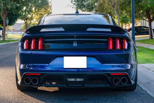 Used 2020 Ford Mustang Shelby GT350 w/ Technology Package image 7