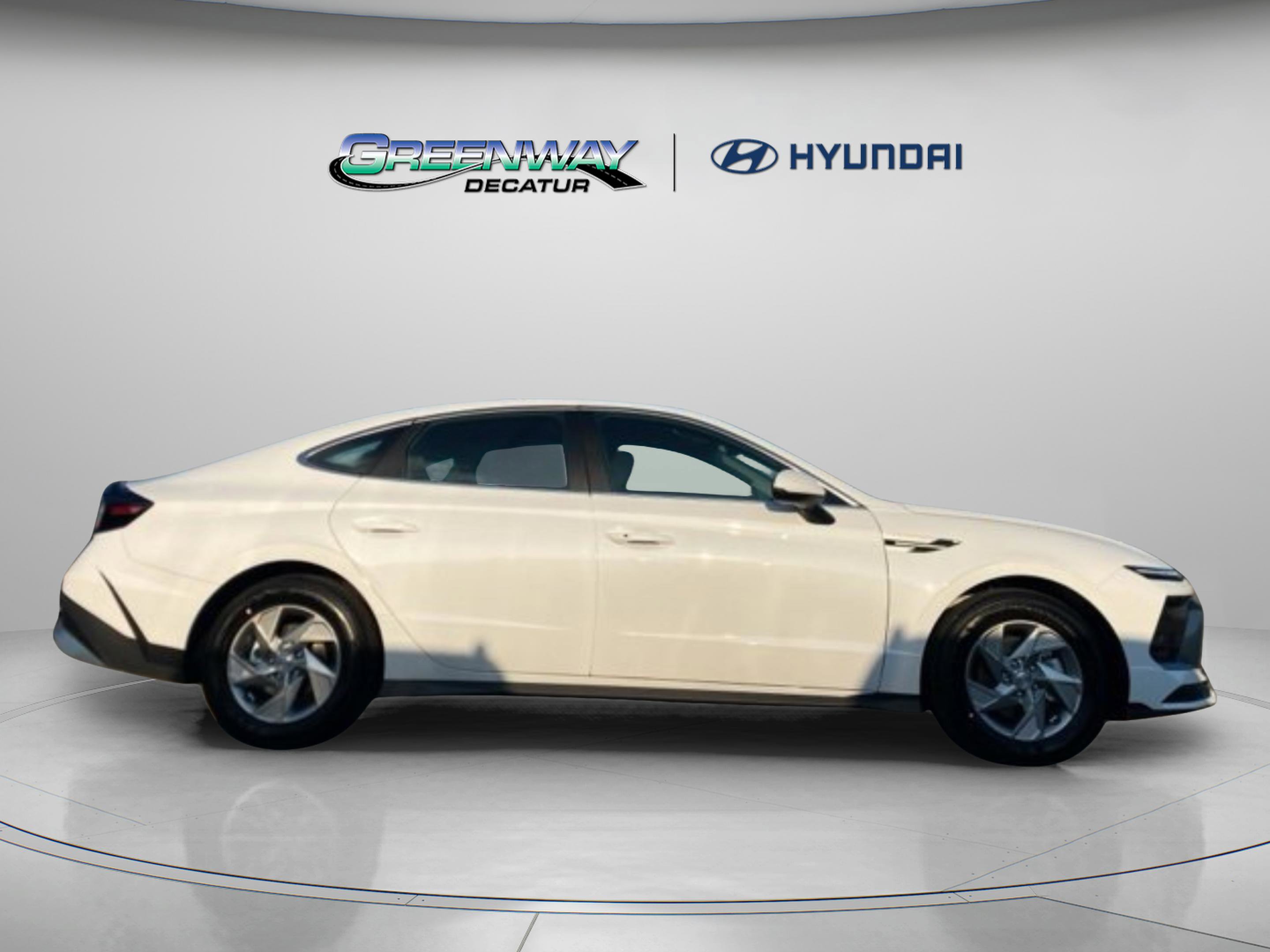 New 2026 Hyundai Sonata SE FWD image 9