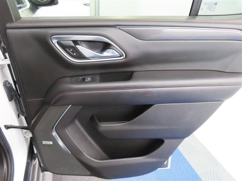 Used 2021 Chevrolet Tahoe RST w/ Luxury Package AWD/4WD image 36