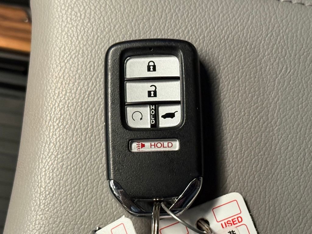 Used 2020 Honda CR-V Touring image 17