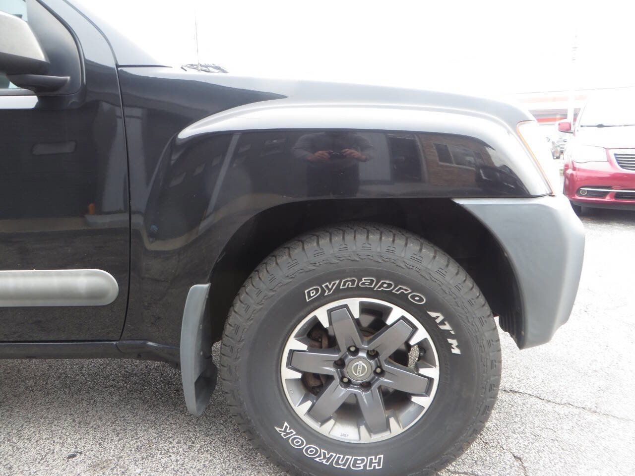 Used 2015 Nissan Xterra PRO-4X w/ Pro-4x Leather Package image 20