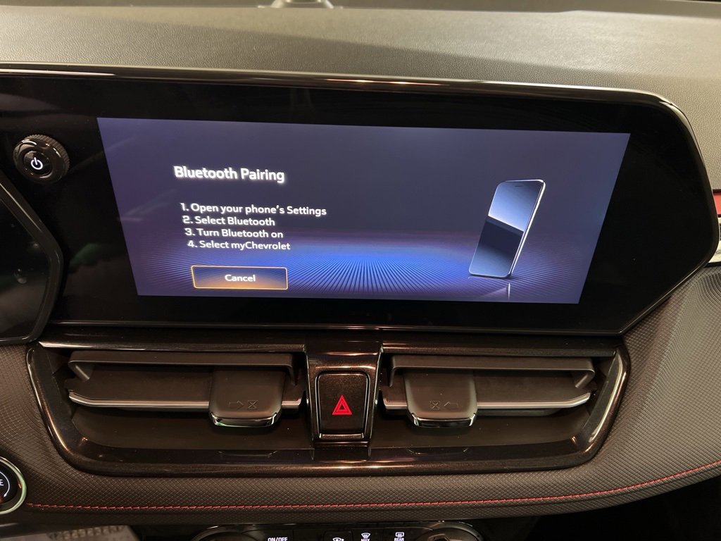 Used 2025 Chevrolet TrailBlazer RS w/ Convenience Package image 10