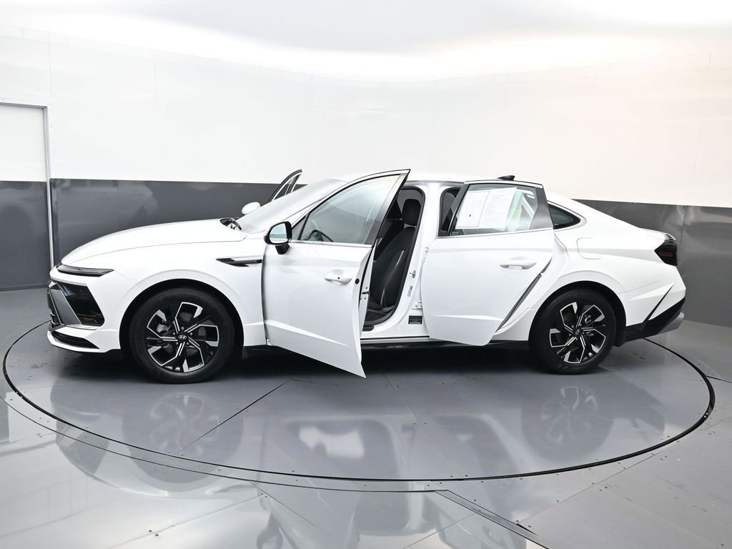 Certified 2025 Hyundai Sonata SEL image 31