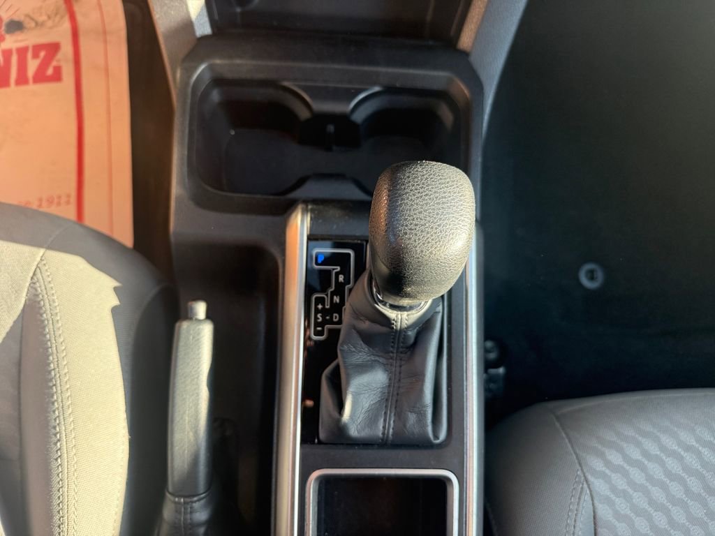 Used 2023 Toyota Tacoma SR5 RWD image 28