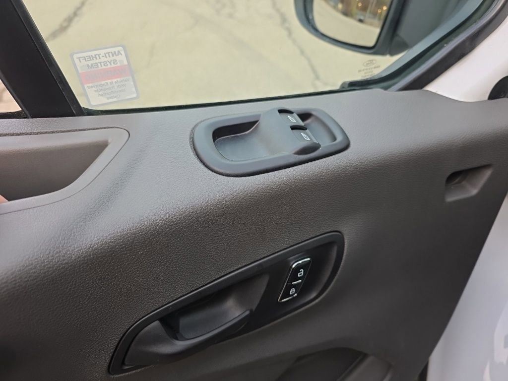 Certified 2023 Ford Transit 150 Low Roof image 19