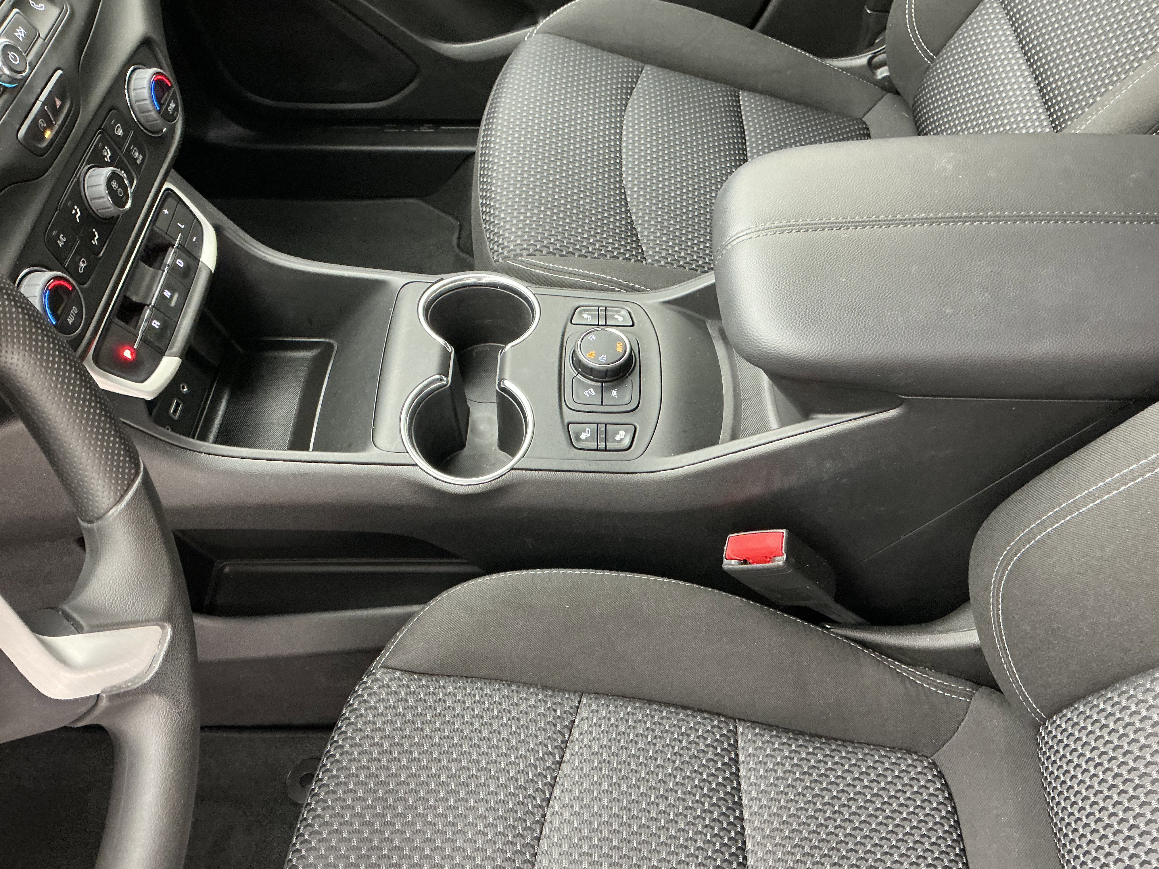 Used 2022 GMC Terrain SLE w/ Driver Convenience Package image 14