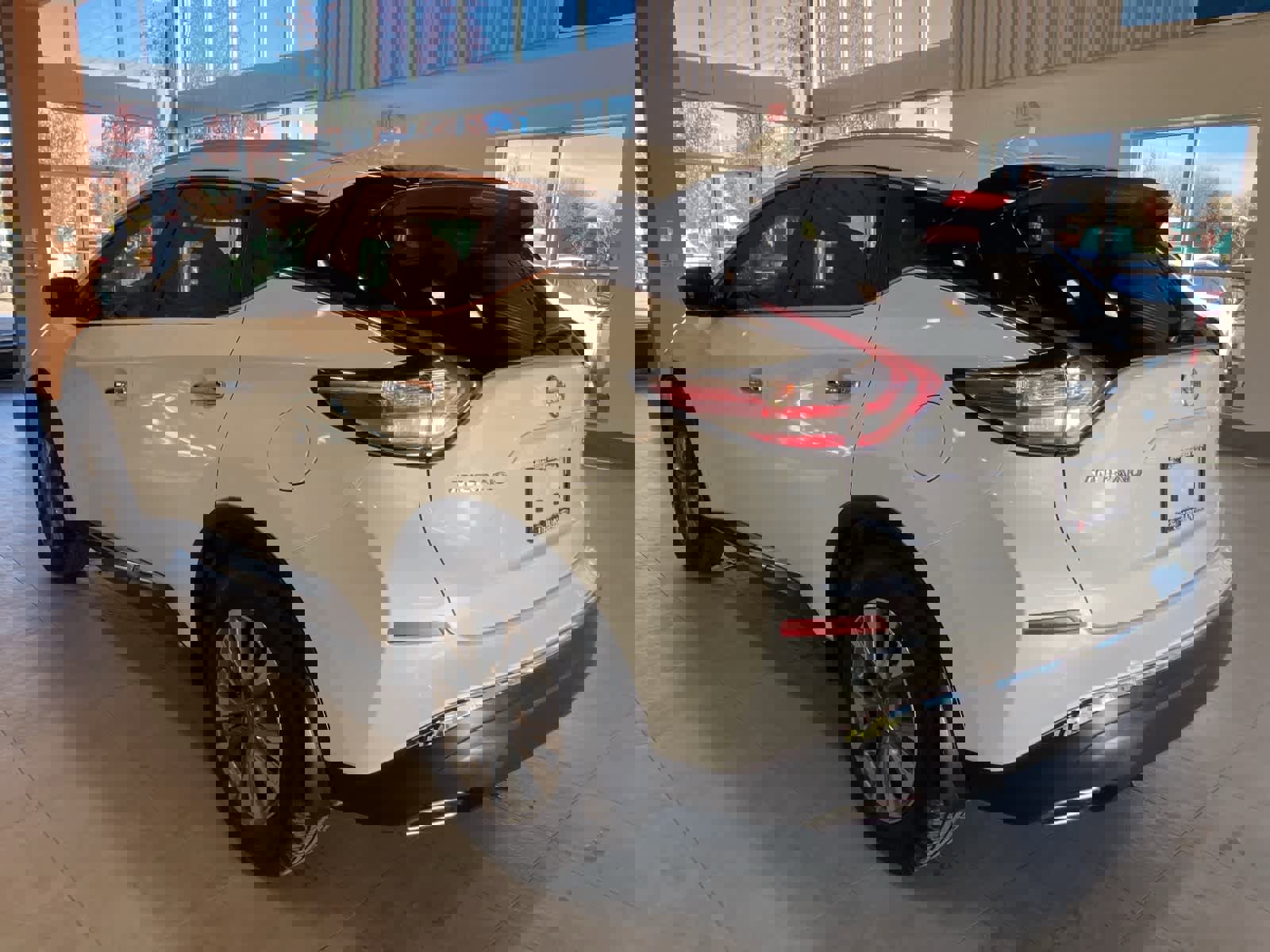 Used 2018 Nissan Murano S image 7