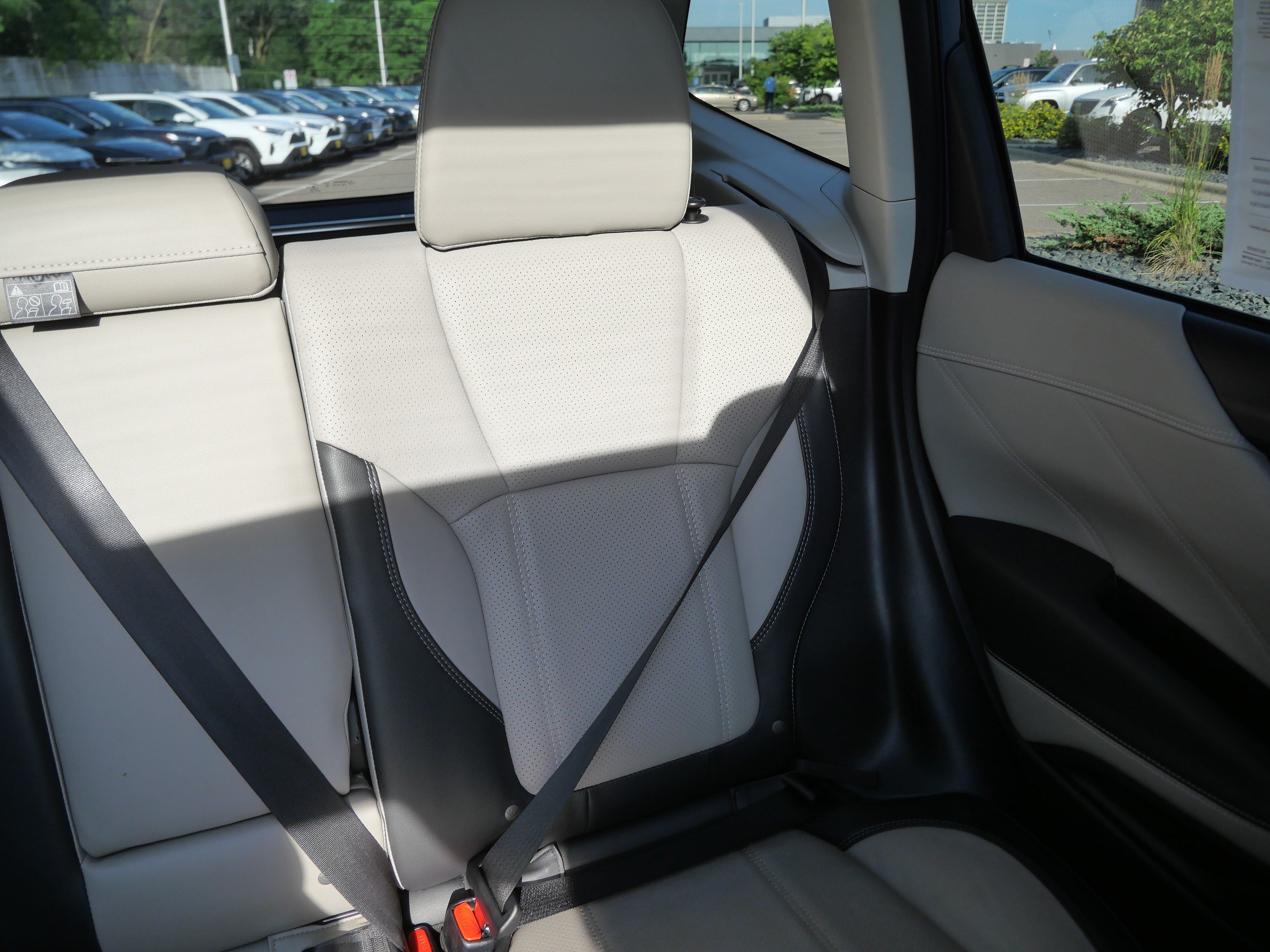 Used 2023 Subaru Forester Limited AWD/4WD image 15