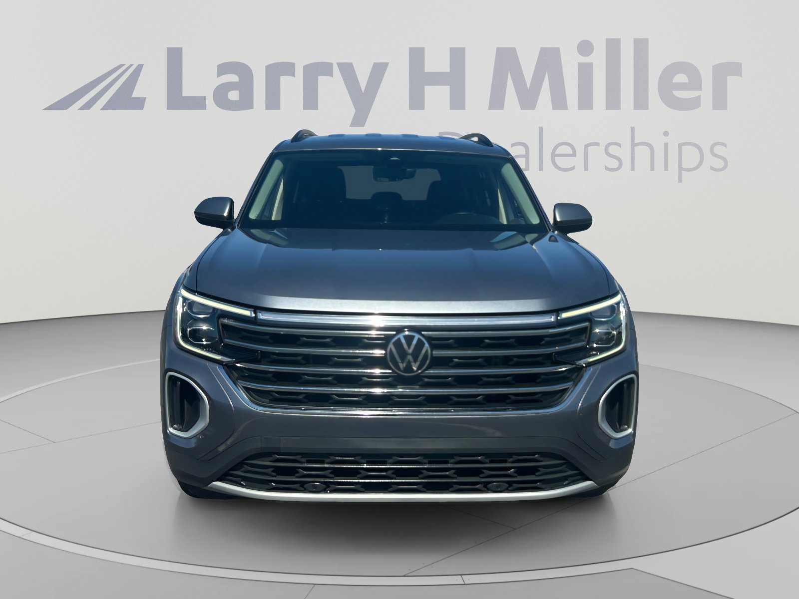 Used 2024 Volkswagen Atlas SE FWD image 8