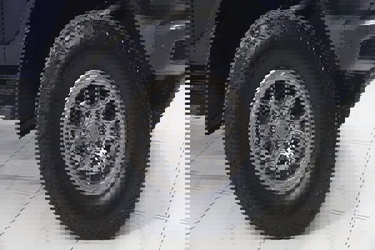 Used 2021 Ford Bronco Outer Banks image 15