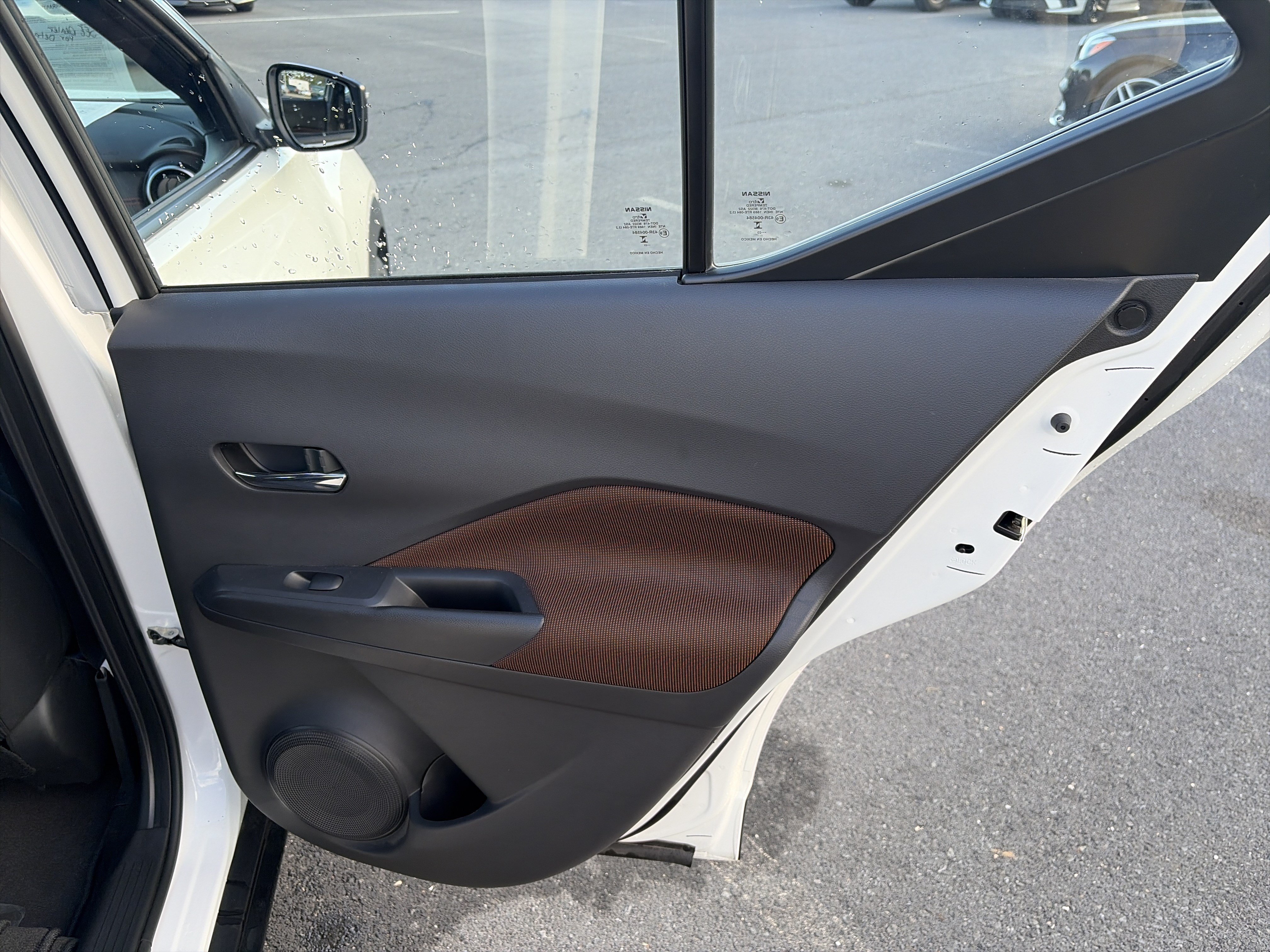 Used 2023 Nissan Kicks SR FWD image 18