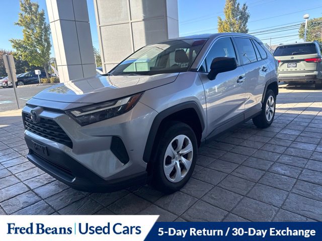 Used 2024 Toyota RAV4 LE AWD/4WD image 27