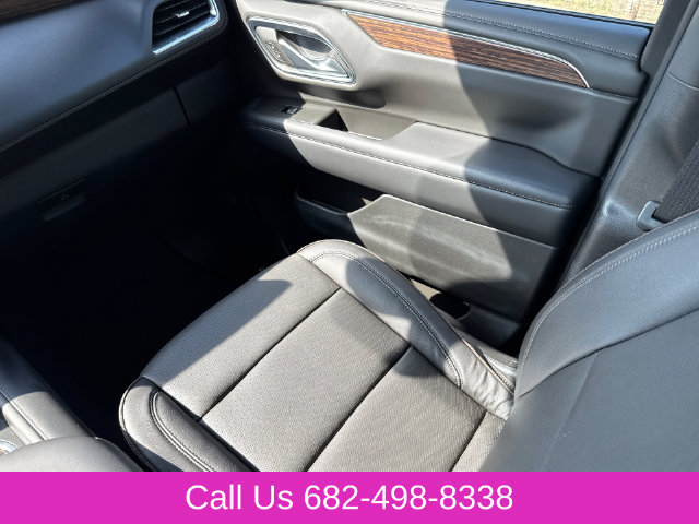 Used 2022 Chevrolet Suburban High Country AWD/4WD image 16