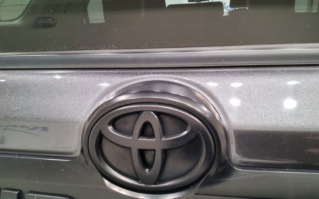 Used 2020 Toyota 4Runner TRD Off-Road Premium w/ Moonroof Package AWD/4WD image 39