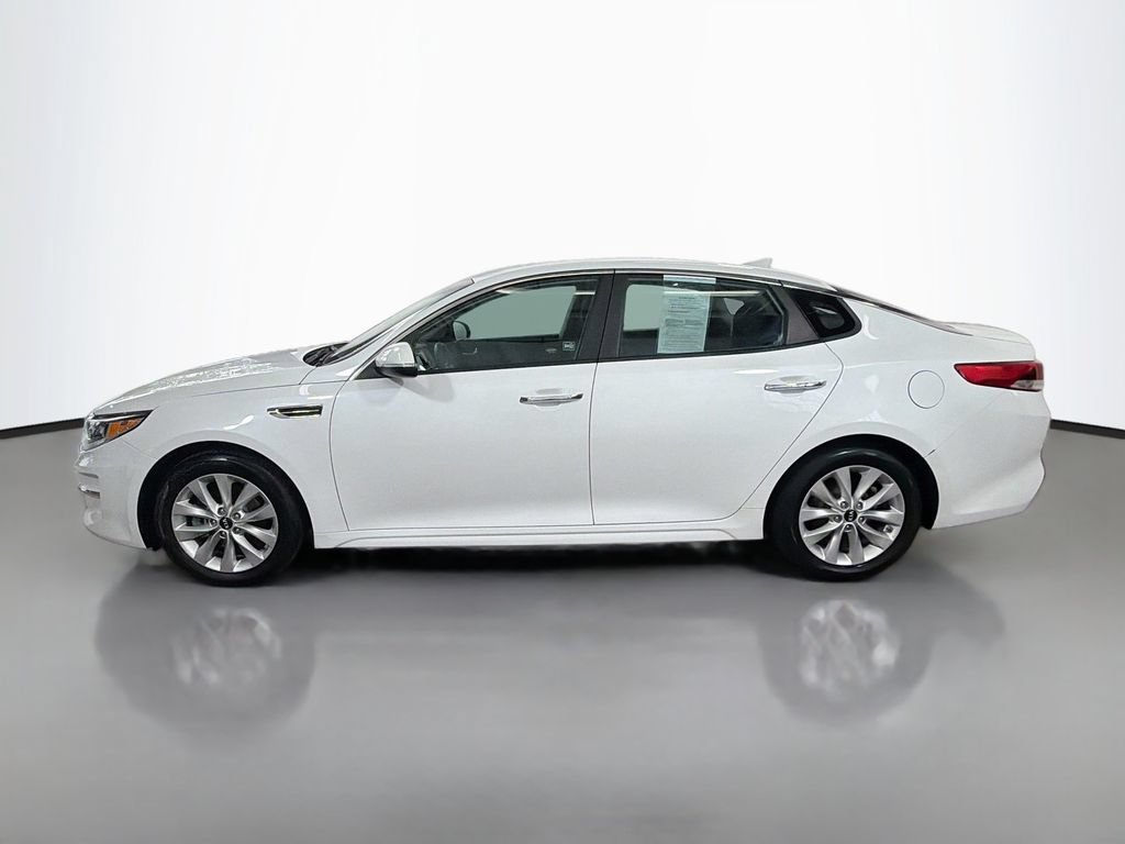 Used 2017 Kia Optima LX FWD image 6