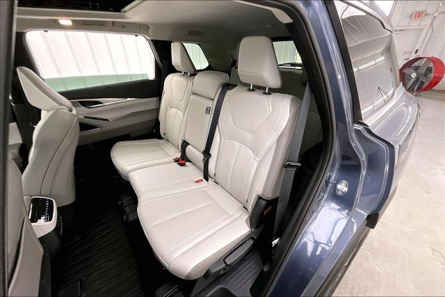 Certified 2026 INFINITI QX60 Luxe w/ Cargo Package AWD/4WD image 21