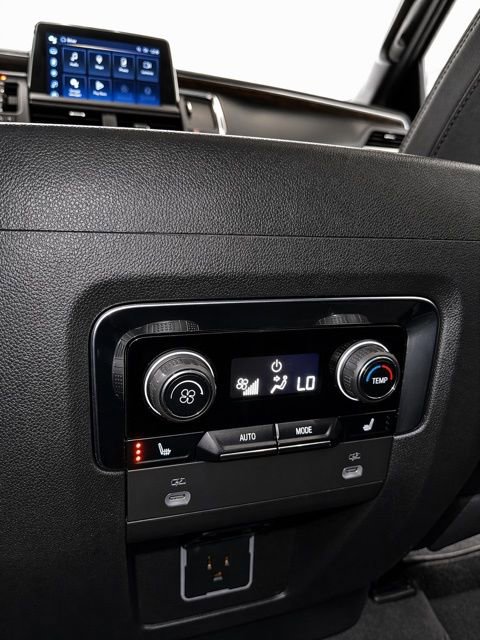 Used 2023 Chevrolet Tahoe High Country w/ LPO, Illumination Package AWD/4WD image 29