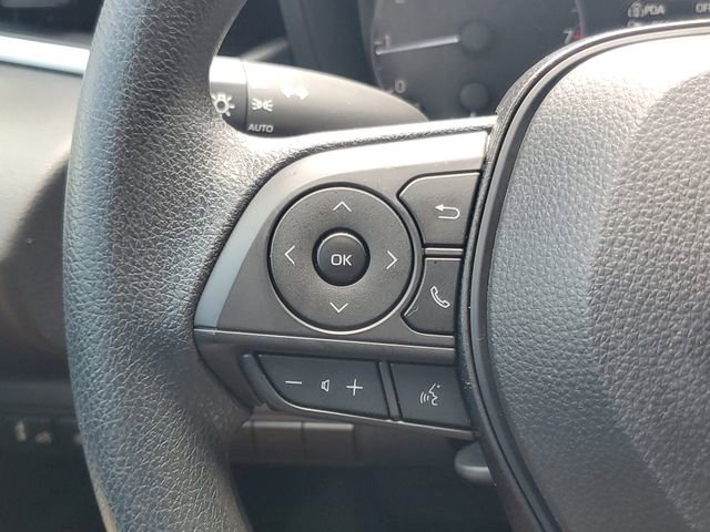 Used 2023 Toyota Corolla LE image 19