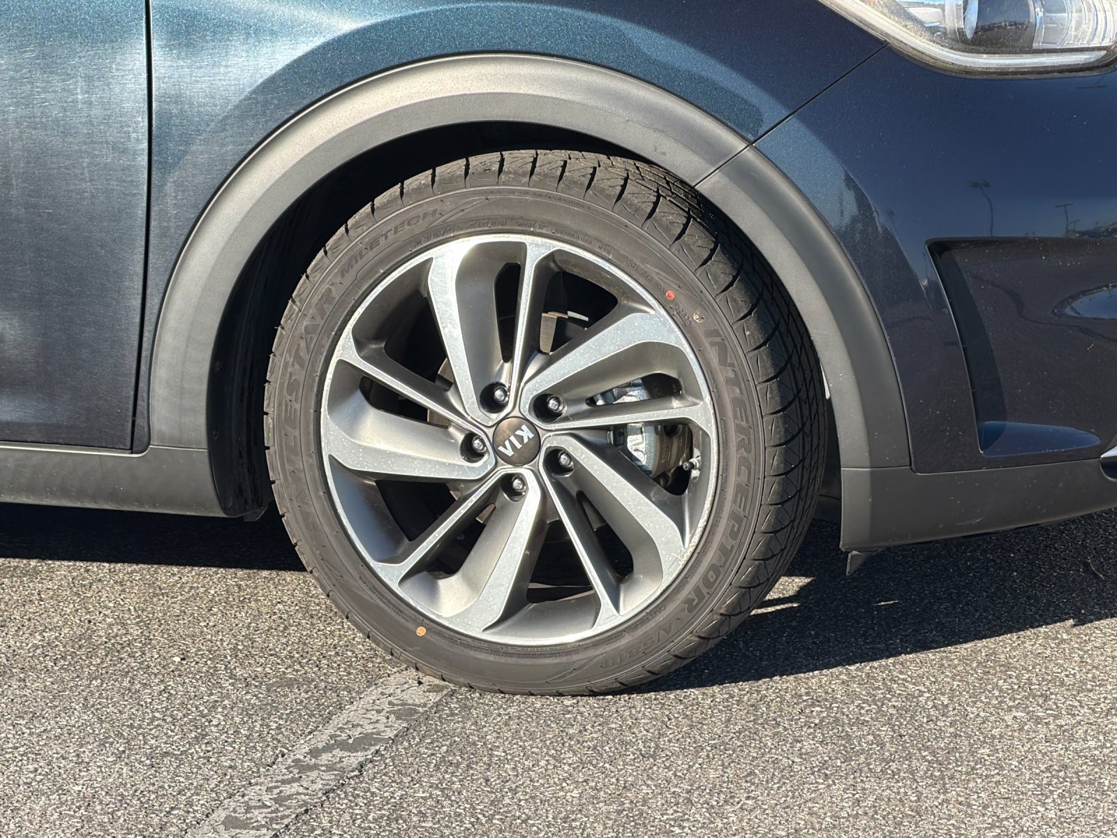 Used 2017 Kia Niro Touring w/ Advanced Technology Package FWD image 26