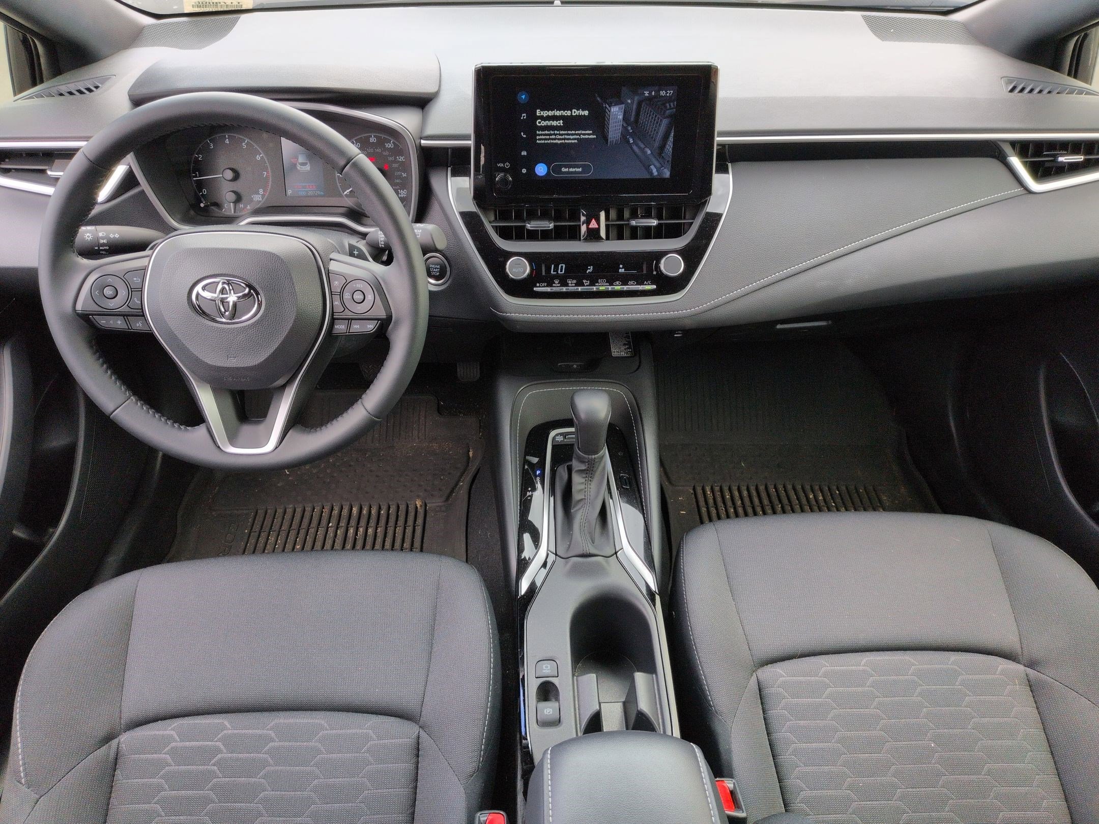 Used 2025 Toyota Corolla SE w/ SE Package FWD image 26