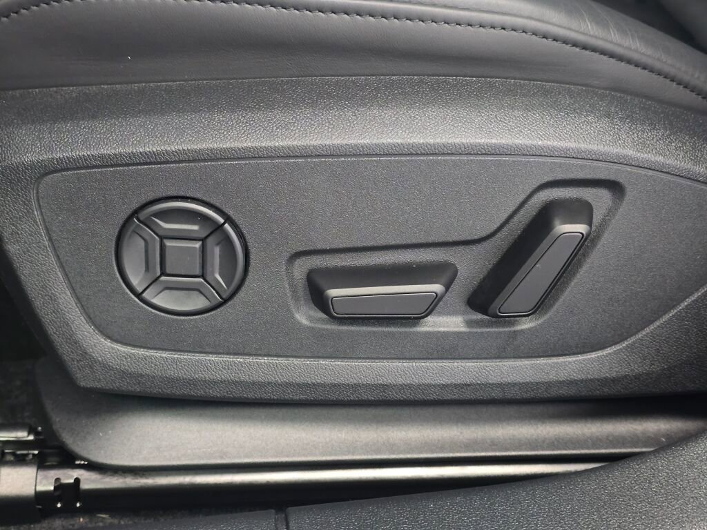 Used 2024 Audi RS 3 image 31