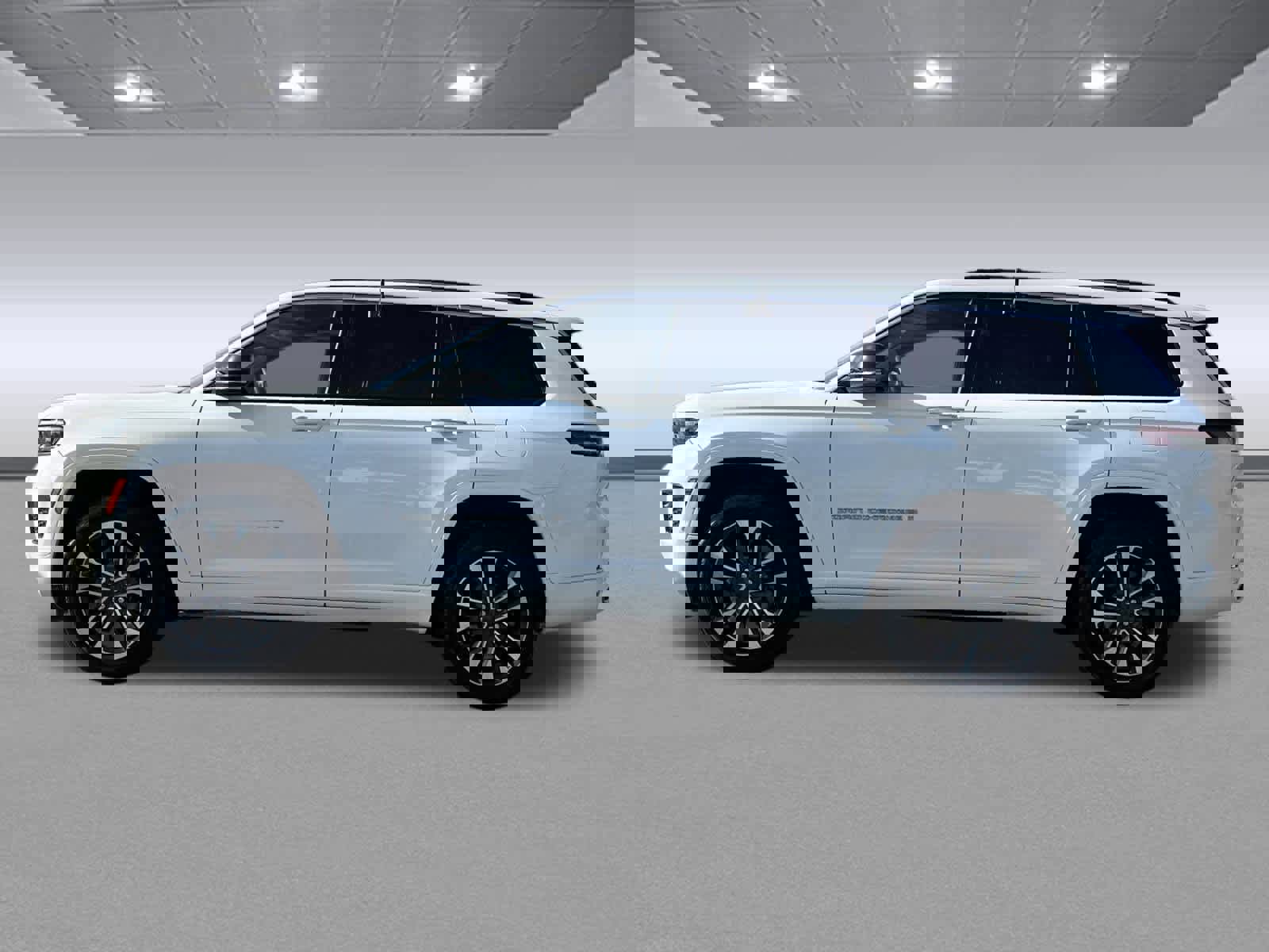 Used 2023 Jeep Grand Cherokee L Overland image 4