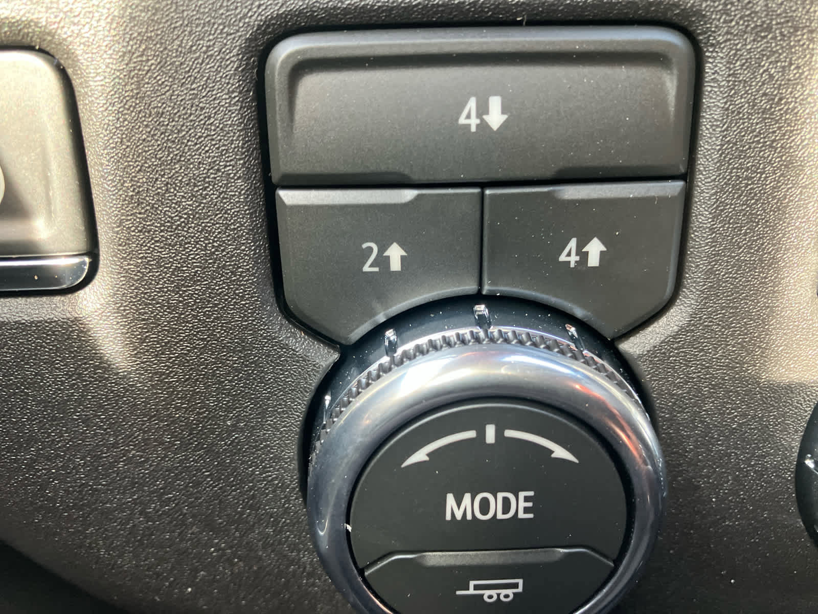 New 2026 GMC Sierra 2500 SLE image 14