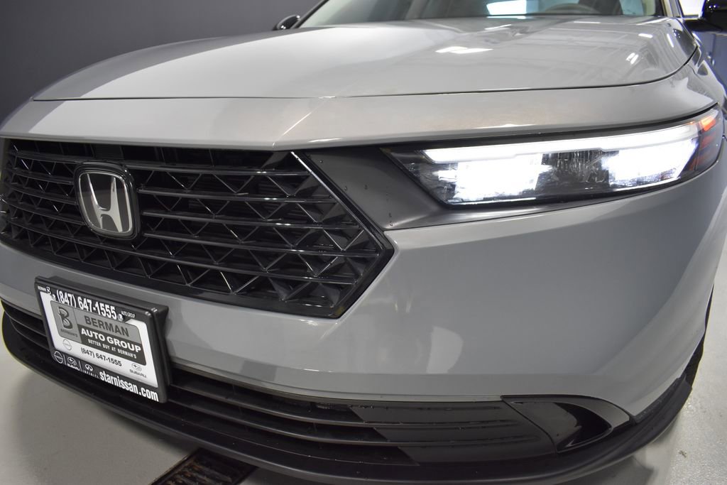 Used 2025 Honda Accord SE image 11