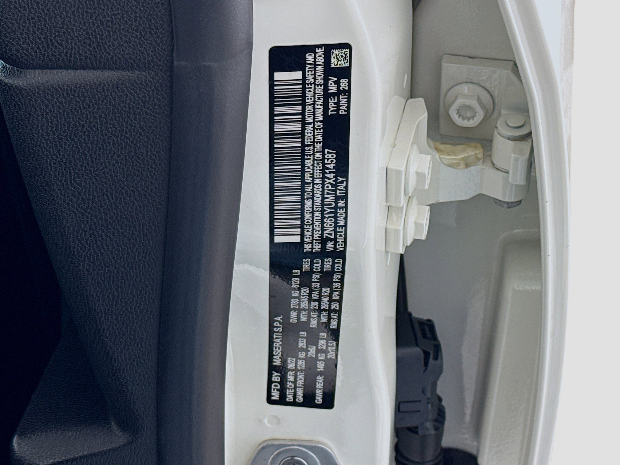 Used 2023 Maserati Levante Modena image 40