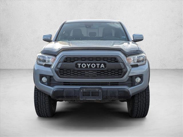 Used 2019 Toyota Tacoma TRD Off-Road image 2