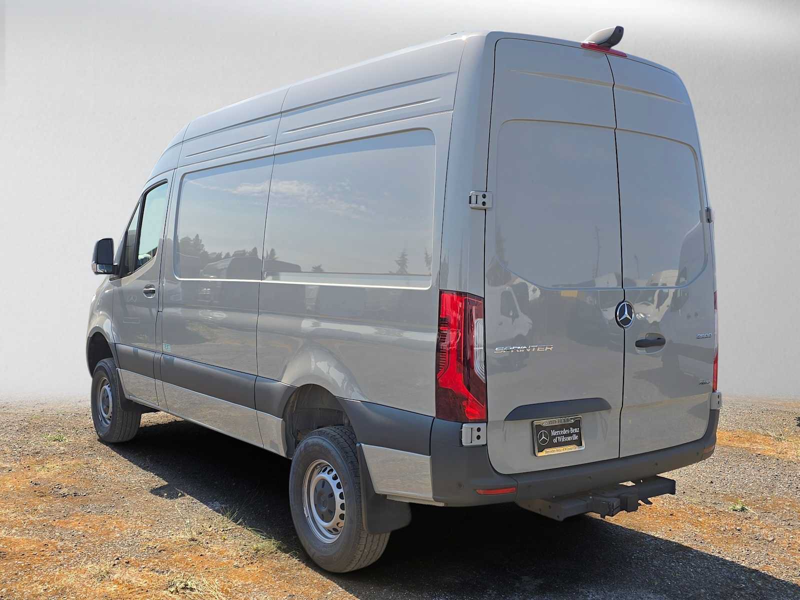 Used 2026 Mercedes-Benz Sprinter 2500 image 5