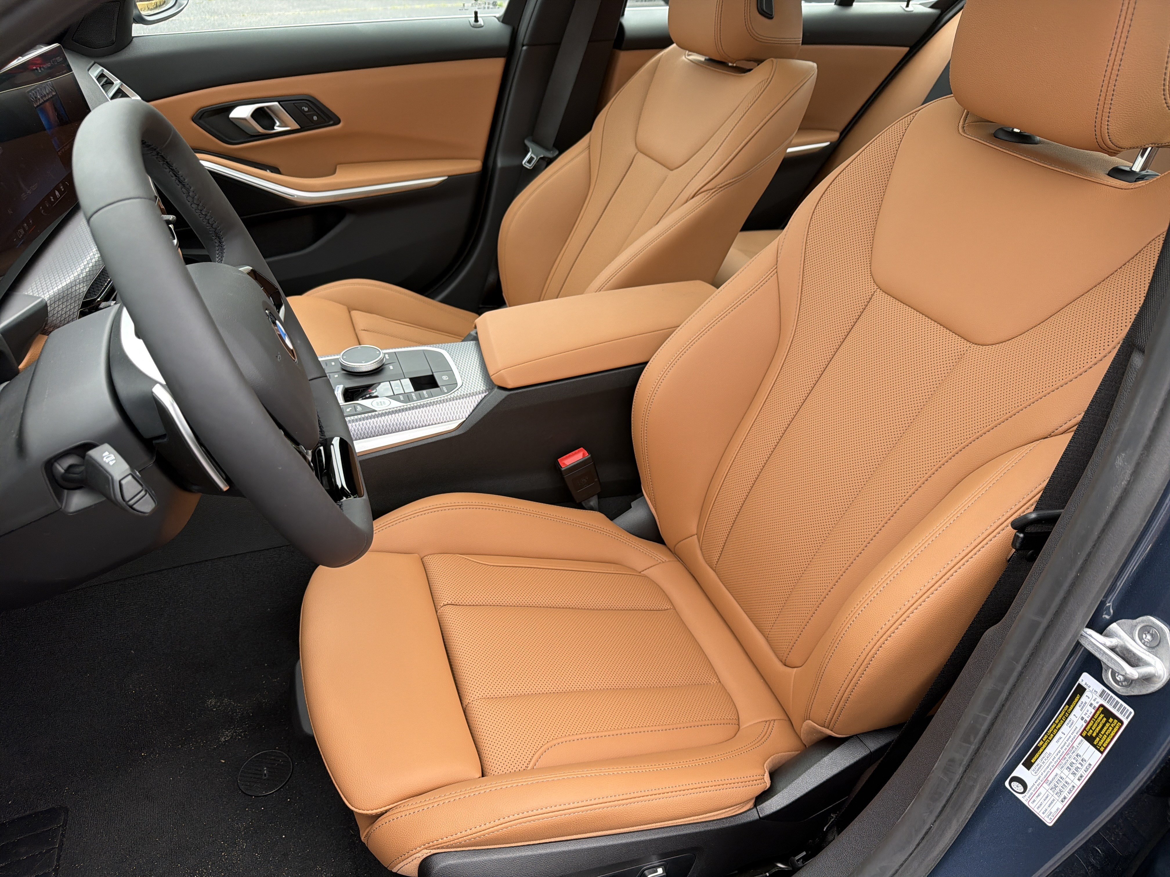 New 2026 BMW 330i Sedan w/ Convenience Package RWD image 21