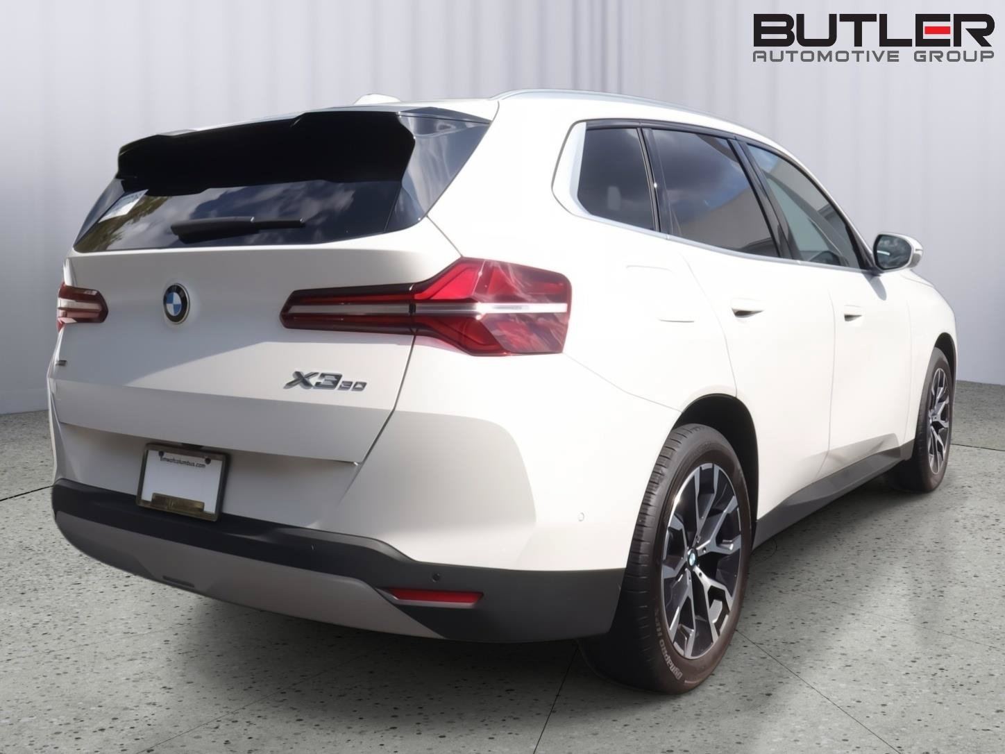 Used 2025 BMW X3 xDrive30i AWD/4WD image 5